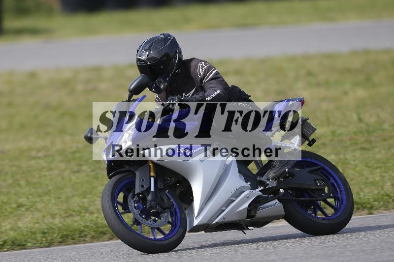 /Archiv-2024/17 01.05.2024 Speer Racing ADR/Schnuppertraining